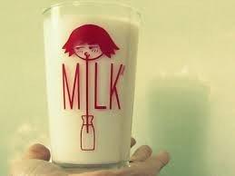 睡前一杯奶茶的说说